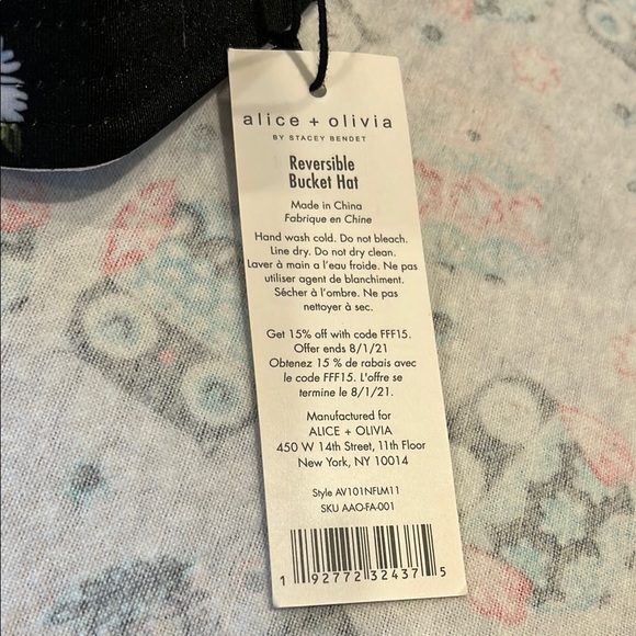 Alice Olivia Daisy Bucket Hat Reversible in White - Picture 4 of 5